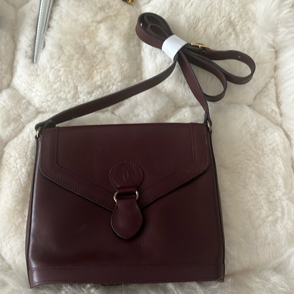 Crossbody - Picture 3 of 11